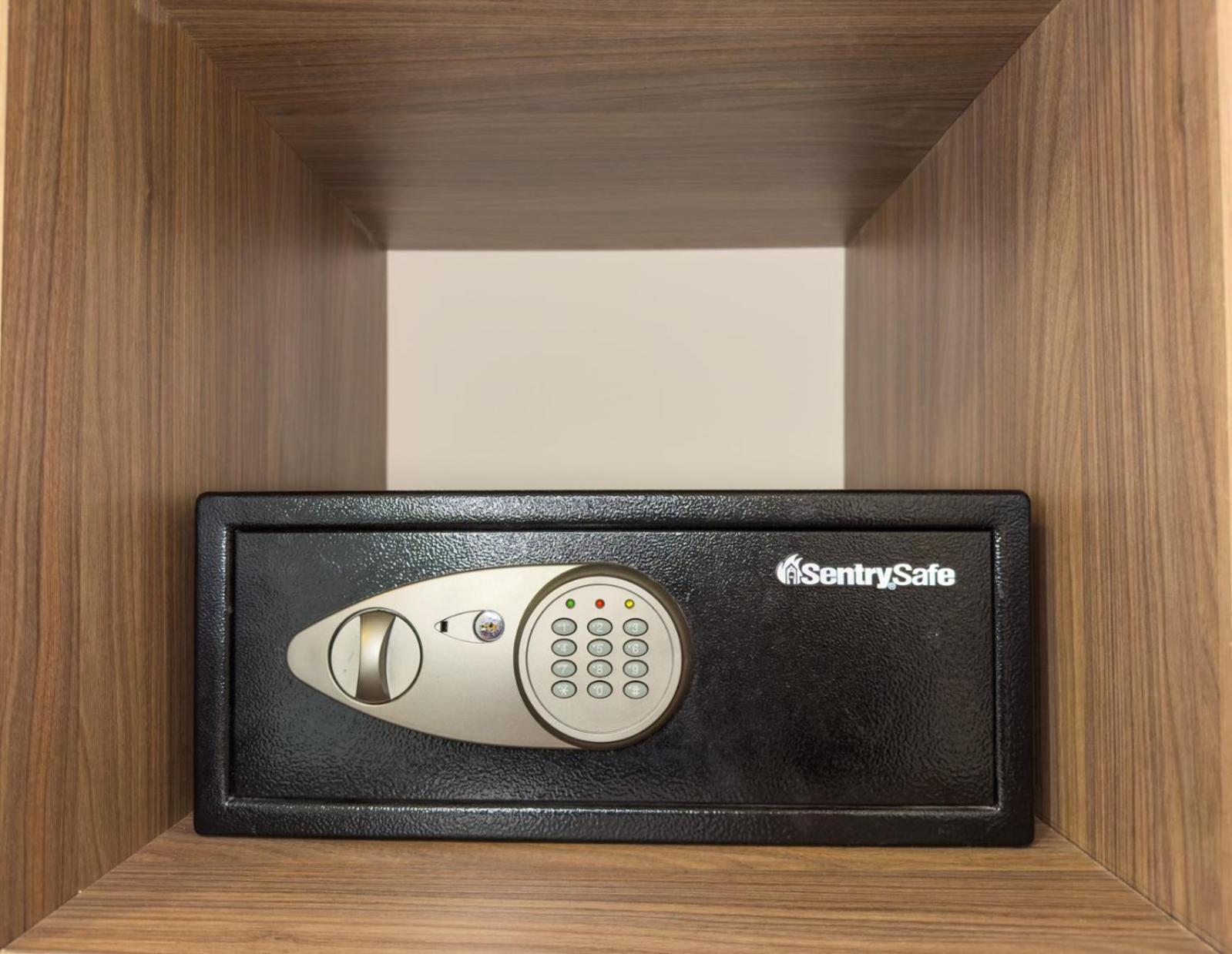 Cardedeu Suites San Salvador Luaran gambar