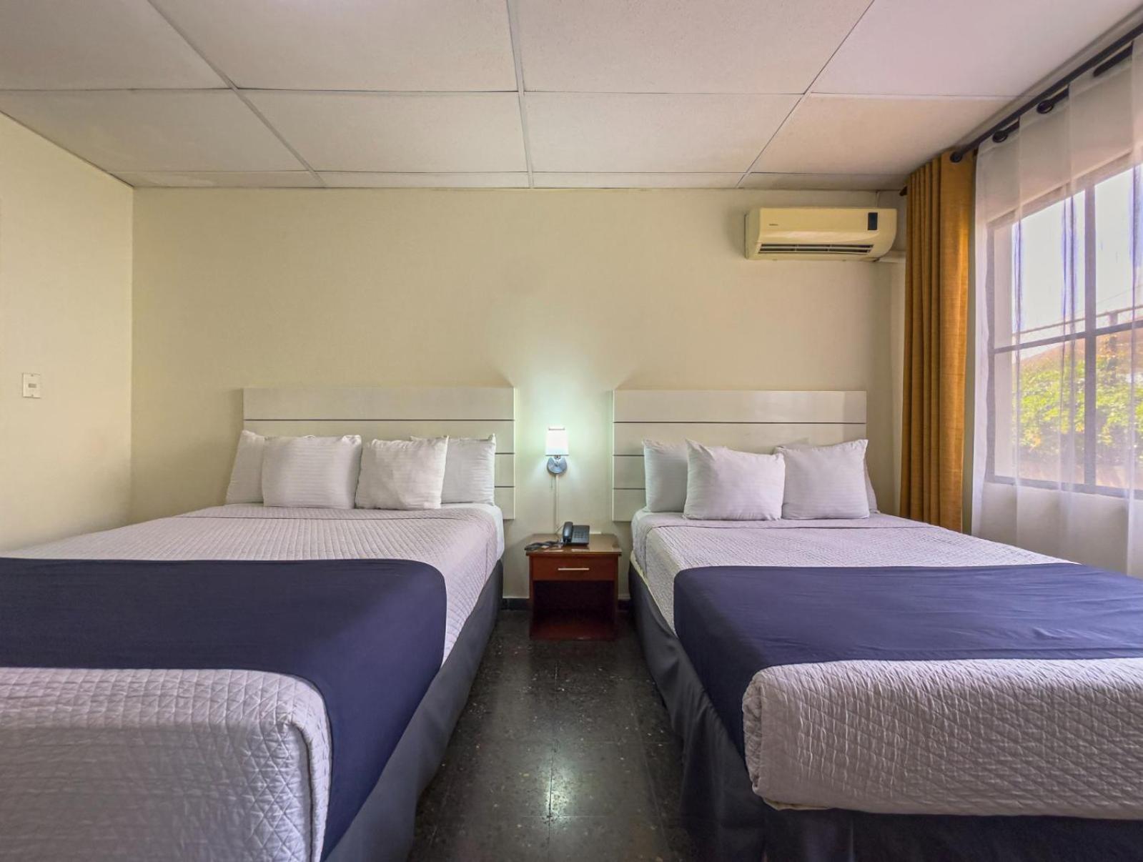 Cardedeu Suites San Salvador Luaran gambar